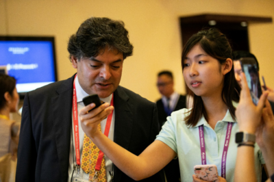 訊飛翻譯機榮獲2019世界制造業大會智慧生活類創新金獎